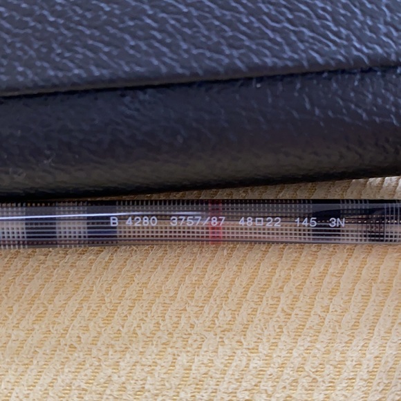 Burberry Sunglasses - Picture 6 of 12